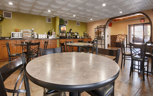 Baymont Inn & Suites Goodlettsville