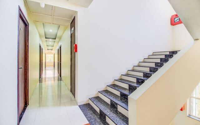 Fabhotel Monarch Guestline