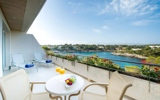 Blau Privilege Porto Petro Beach Resort & Spa