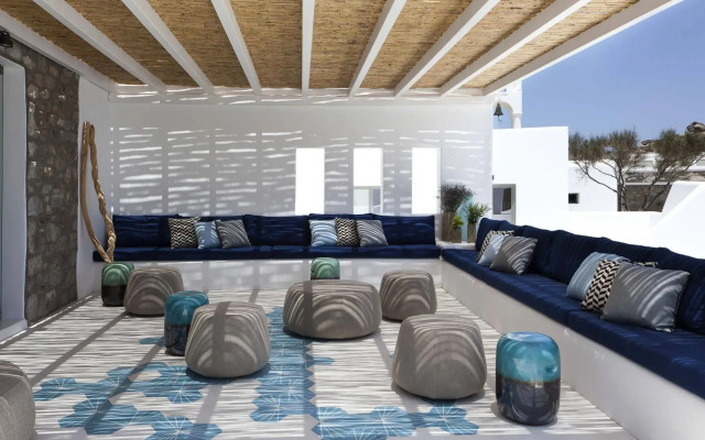 Amyth of Mykonos Super Paradise