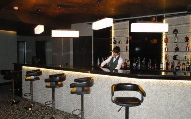 Shirvan Hotel & SPA