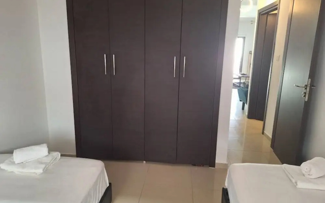 Paramount Gardens Resorts D204