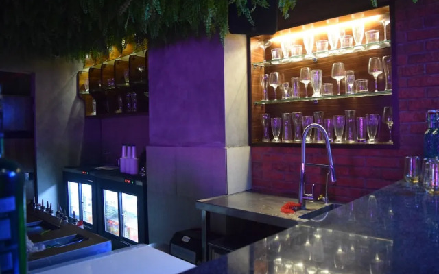 Hotel Oak plaza New Delhi