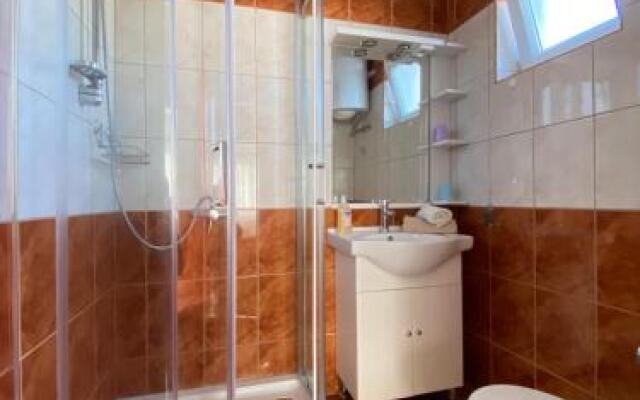 Apartments / Studio Dijana