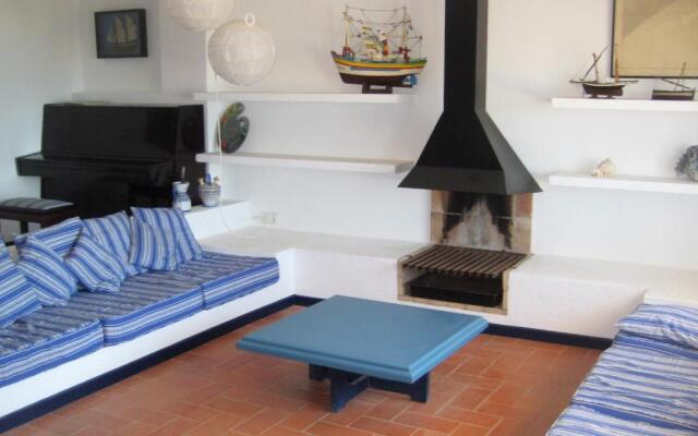At303 Botigues de Mar