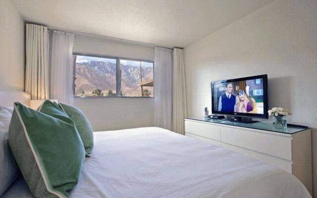 Villa Felicity-luxury Villa With Mountain View