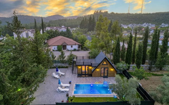 Tiny House With Private Pool Close to Lycian Way