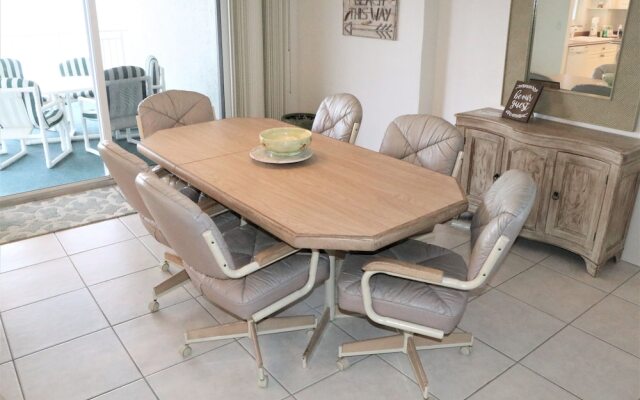 Jamaica Royale 602 - 2 Br Condo