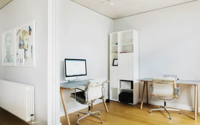 Compton Street by Onefinestay