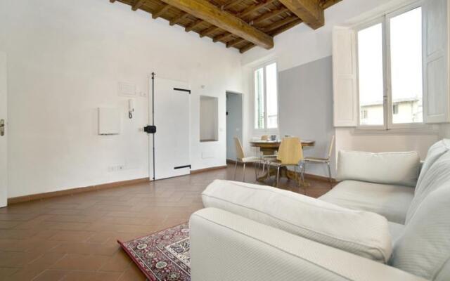 Your home in Florence Piazza Santo Spirito