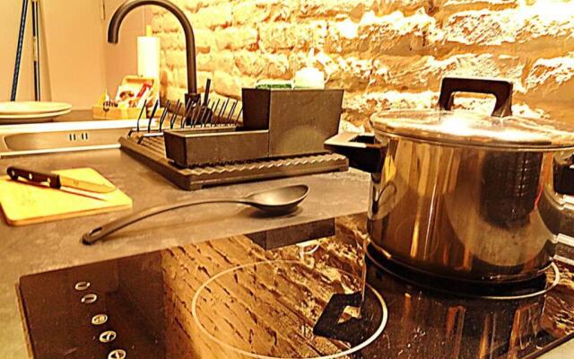 Apartment with Jacuzzi Fast internet Free Wifi
