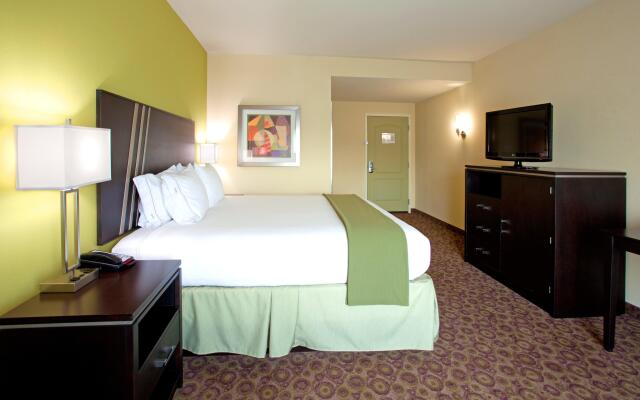 Holiday Inn Express & Suites Clemson, an IHG Hotel