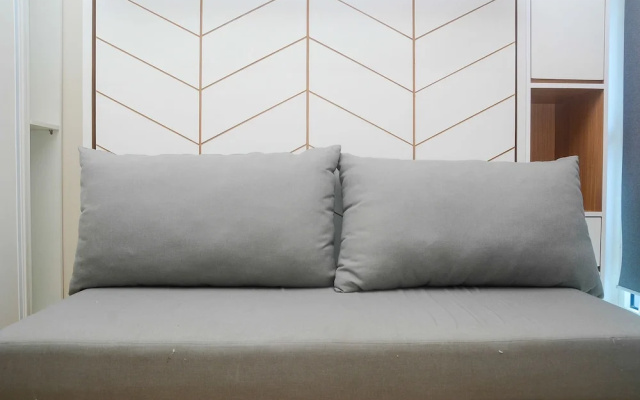 Best Studio Room with Wall Bed Tifolia Apartment