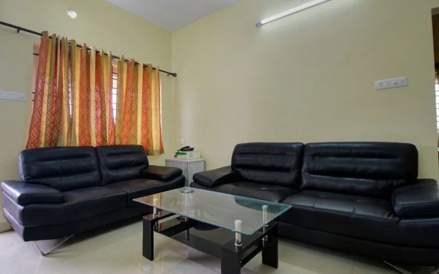 OYO 22536 Vishaak Inn