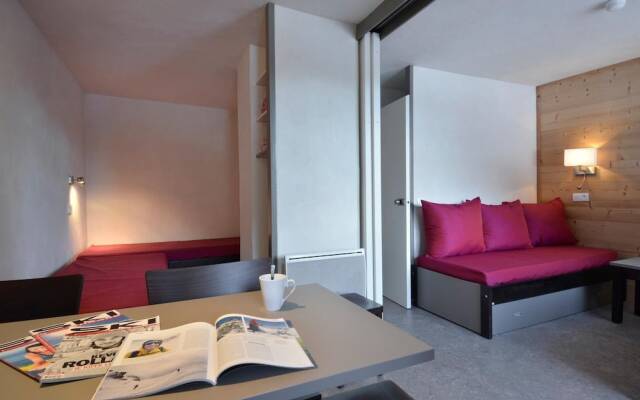 Residence Saintjacques Refurnished Divisible Studio for 4 People of 28 mÂ² on the Slopes Rs220