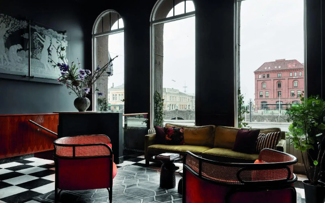 Elite Hotel Savoy