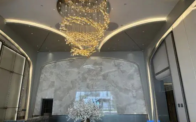 Tai Zhou Hai Ling Ying Chun Dong Lu Atour Hotel
