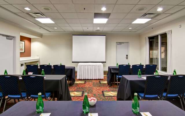 Hilton Garden Inn Toronto - Mississauga