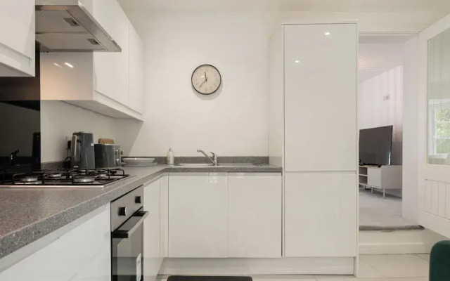 Cosy 1BD in Malvern With Stunning Views