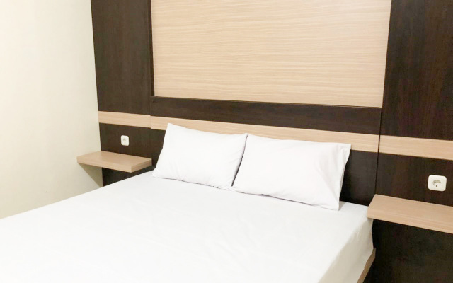 Yellow House Syariah RedPartner near MERR Rungkut Surabaya