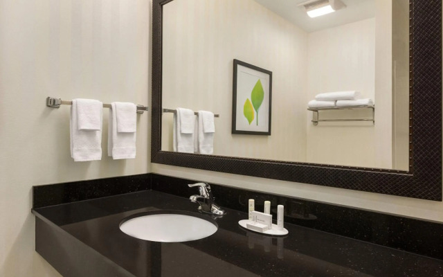 Fairfield Inn & Suites Jacksonville West/Chaffee Point
