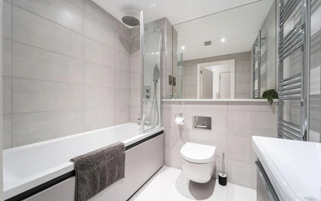 Seven Living Residences Solihull - Modern Studios NEC and BHX