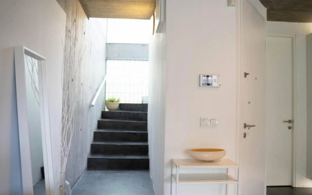 Stylish and Central Duplex House in Beyoglu