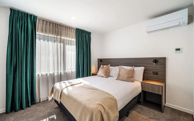 Luxe Suites and Apartments