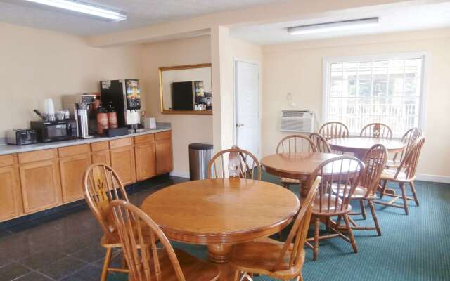 Country Hearth Inn & Suites Cartersville