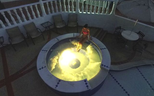 Hotel Villeta Resort