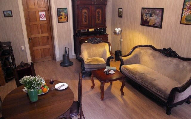 Old Tbilisi Mountain View