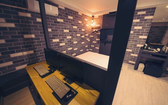 CK Hotel