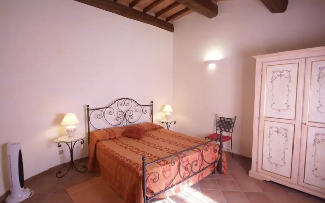 Villa in Umbertide With Pool and Garden
