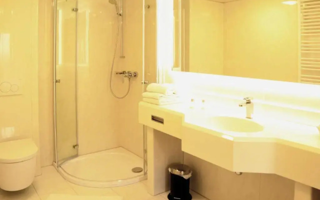 Hotel & Restaurant Bei Baki