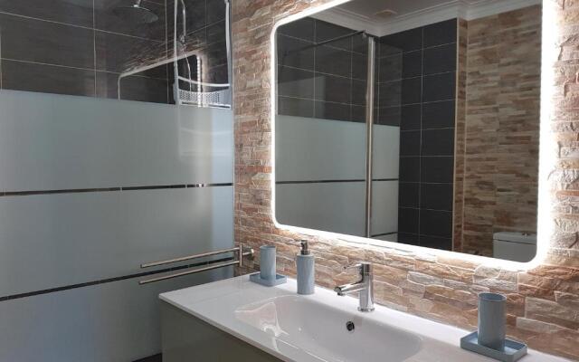 Vila Lusa - Clever Details