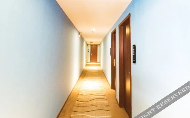 Yinghuang Hotel