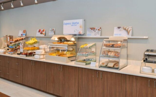 Holiday Inn Express Alliance by IHG