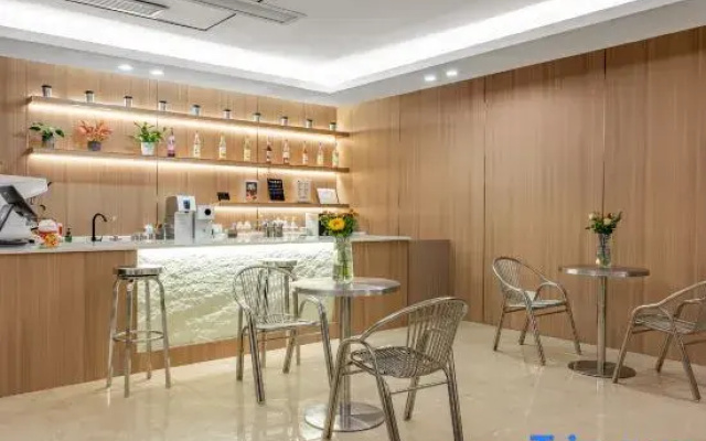 SinYO Hotel