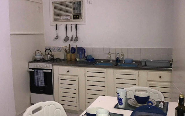 Barbados Chi Guest House