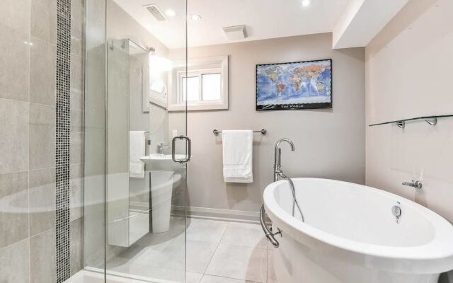Markham Luxurious Home