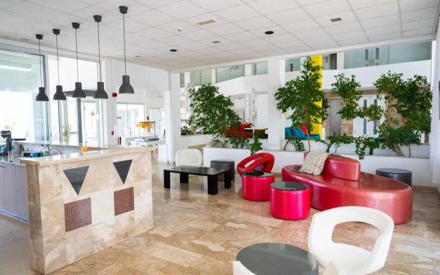 Napa Jay Hotel