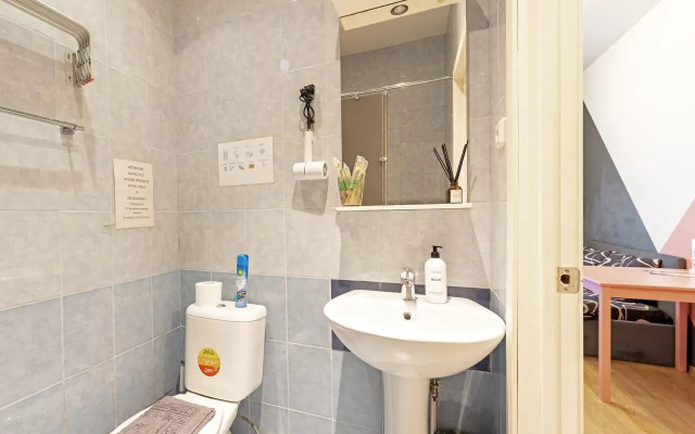 Студия на набережной реки Фонтанки 137