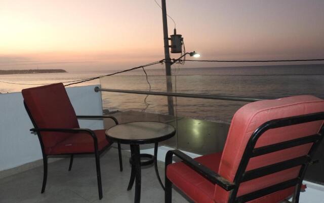 Piedra Larga Lounge Bar