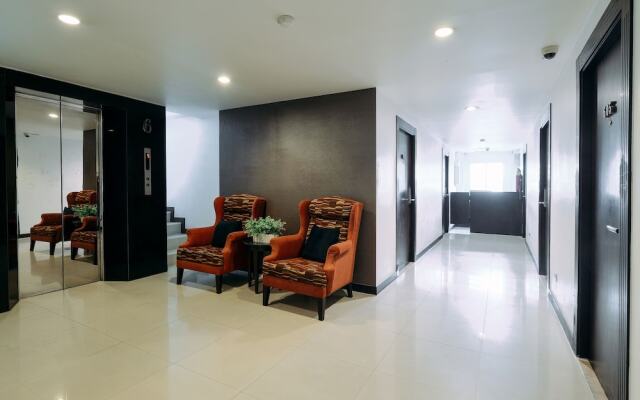 Tori Crown Hotel