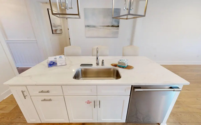 Seaside Serenity 5 Bedroom Home