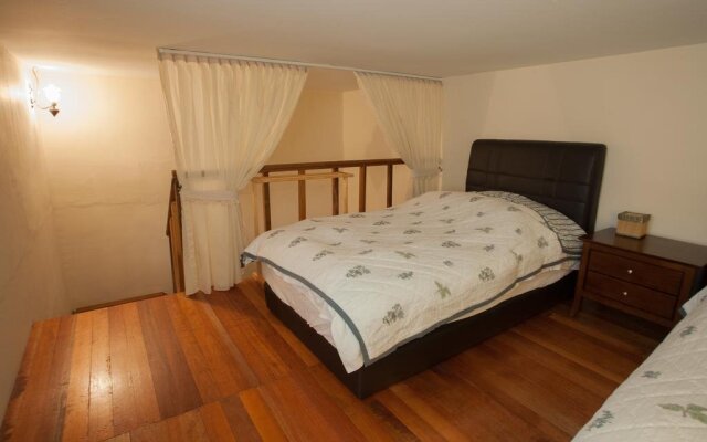 Driftwood Guest House