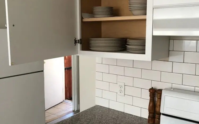 Unique 2 Bedroom in Burbank
