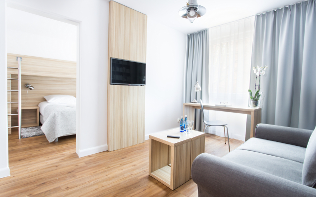 Smart Hotel Garnizon