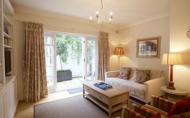 A Place Like Home - Two Bedroom Flat near Gloucester Road