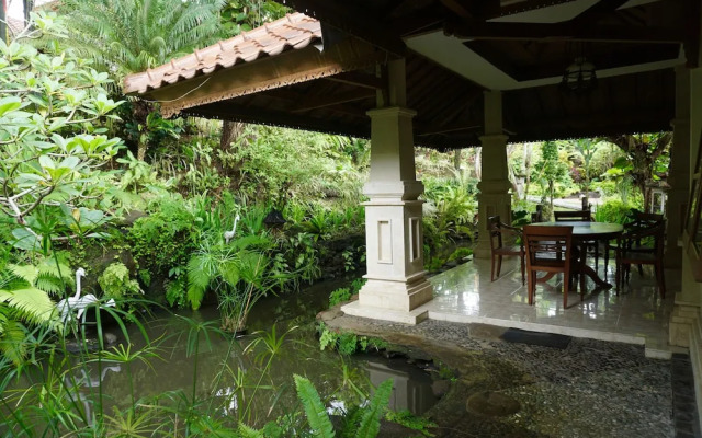 Gunung Paradis Retreat